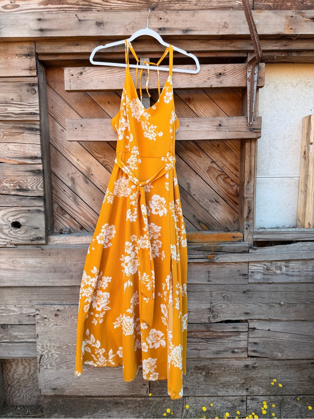 Premier Amour Floral Tie-Back Maxi Dress